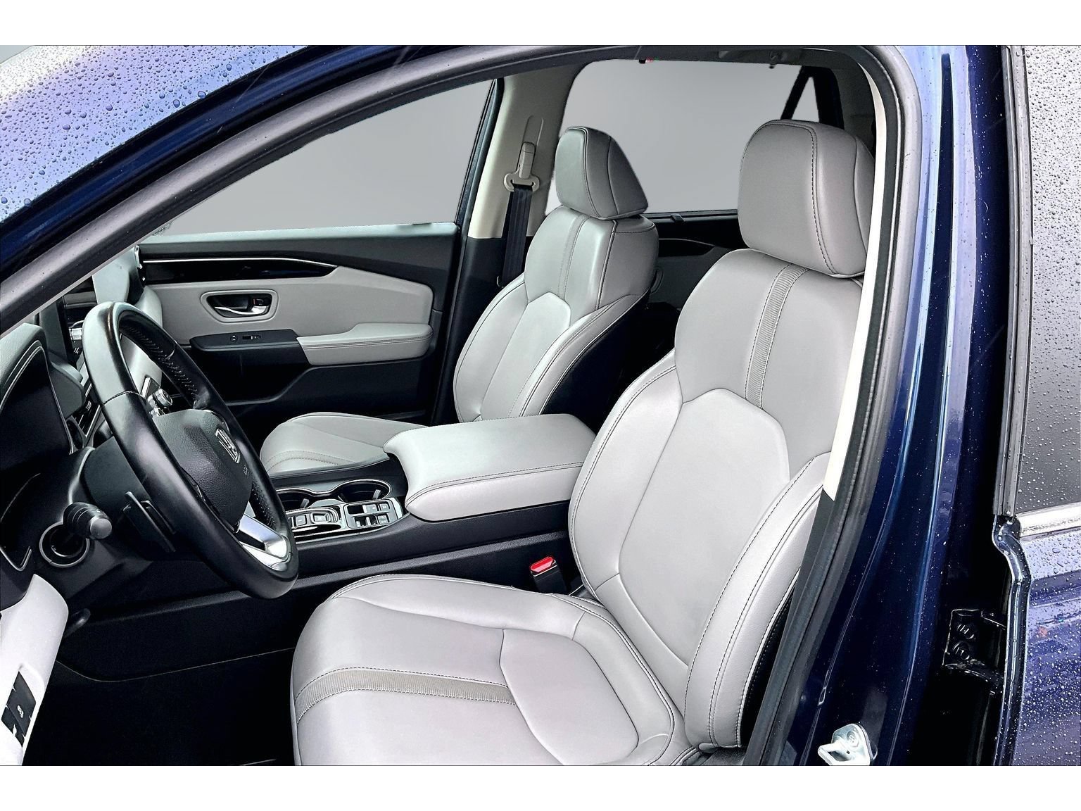 Used 2025 Honda Pilot EX-L image 18