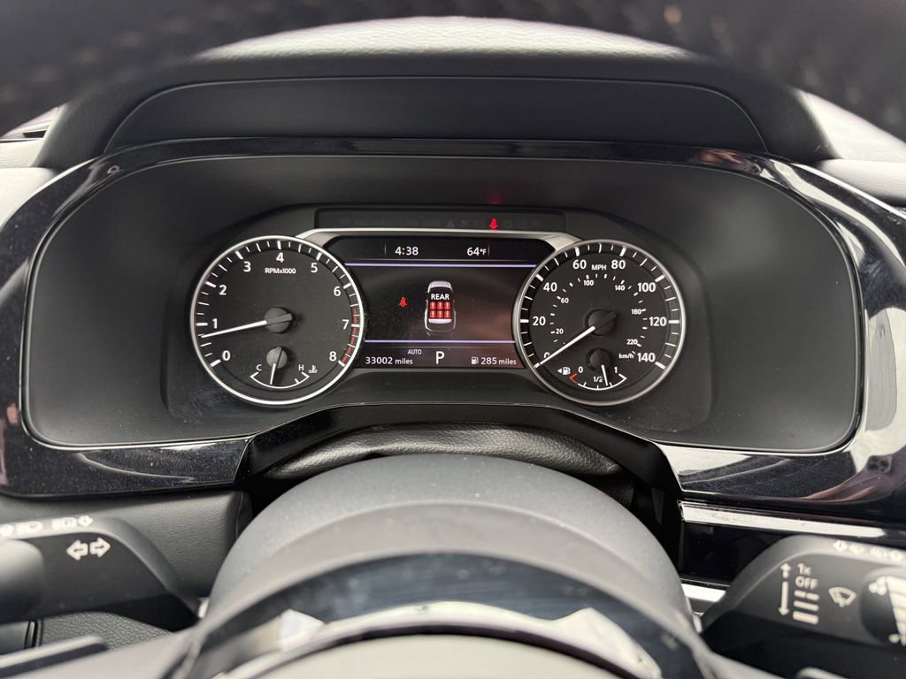 Used 2025 Nissan Pathfinder SL image 17