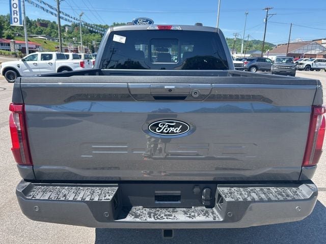 New 2026 Ford F150 XLT w/ Equipment Group 302A MID AWD/4WD image 9