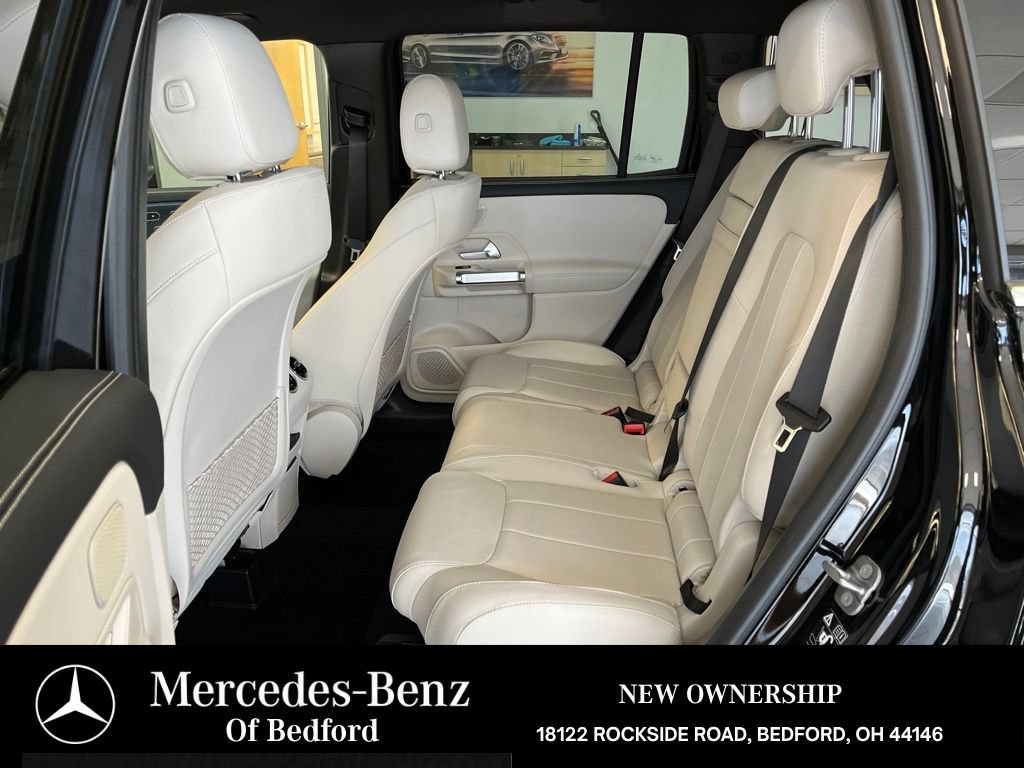 Used 2026 Mercedes-Benz GLB 250 4MATIC image 12