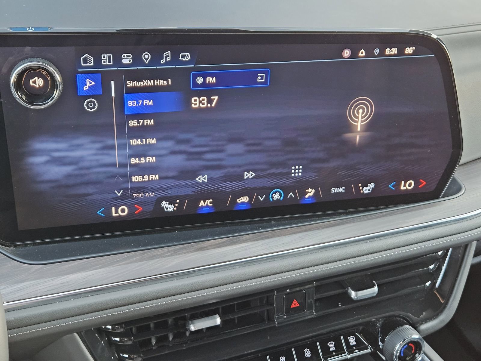 Certified 2025 Chevrolet Tahoe LT image 20