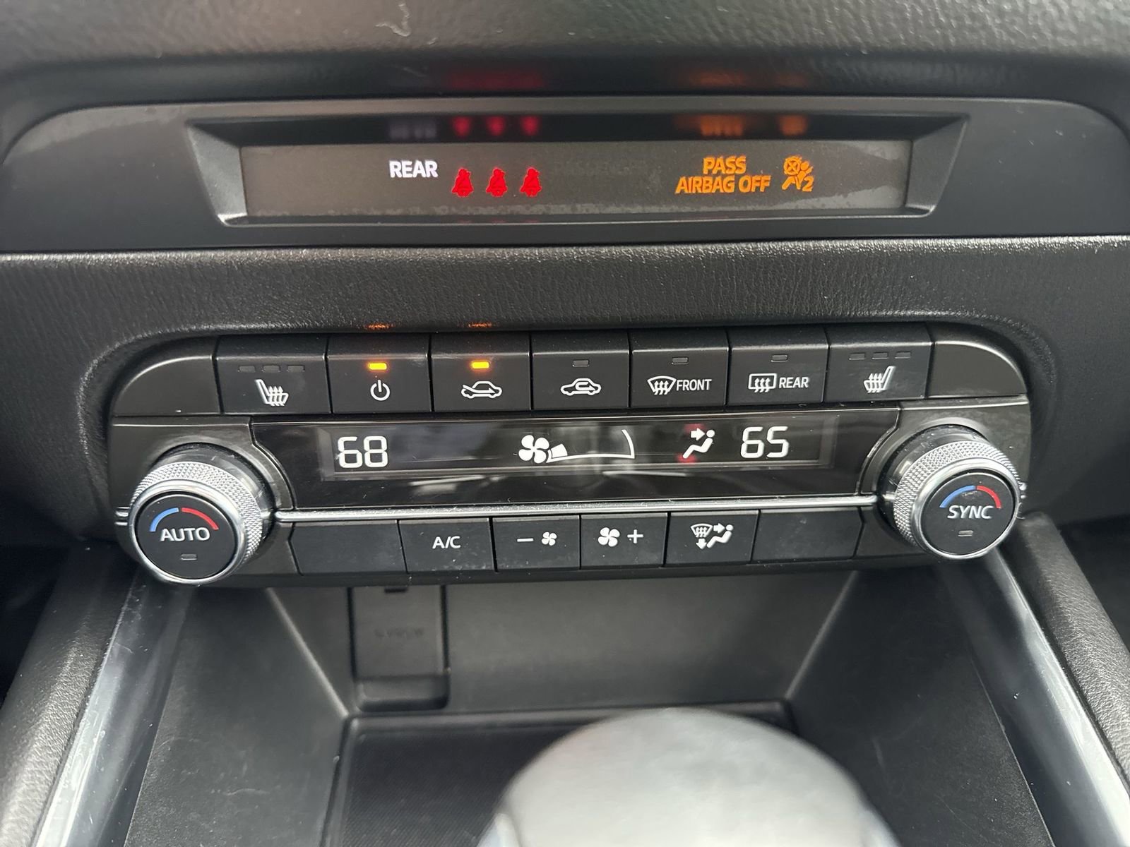 Used 2024 MAZDA CX-5 Carbon Edition image 18