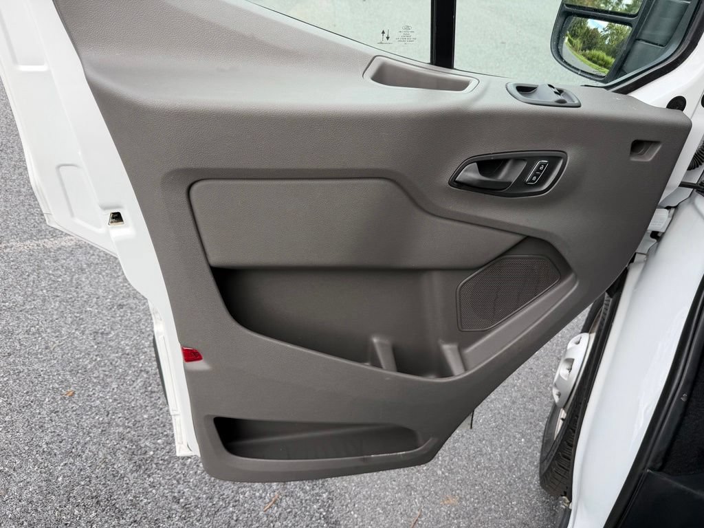 Certified 2025 Ford Transit 350 XLT AWD/4WD image 13
