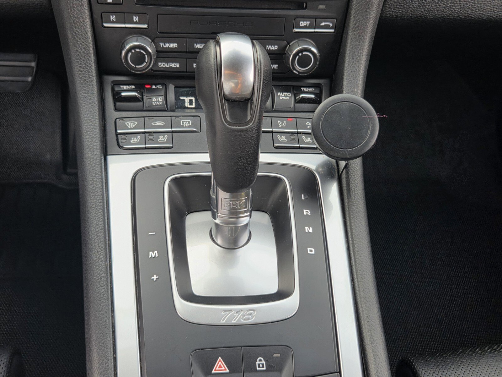 Used 2021 Porsche 718 Boxster image 14