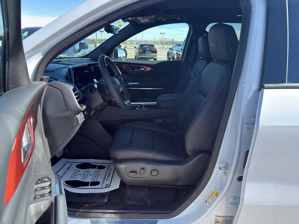 New 2026 Chevrolet Traverse Z71 w/ Enhanced Driving Package AWD/4WD image 17