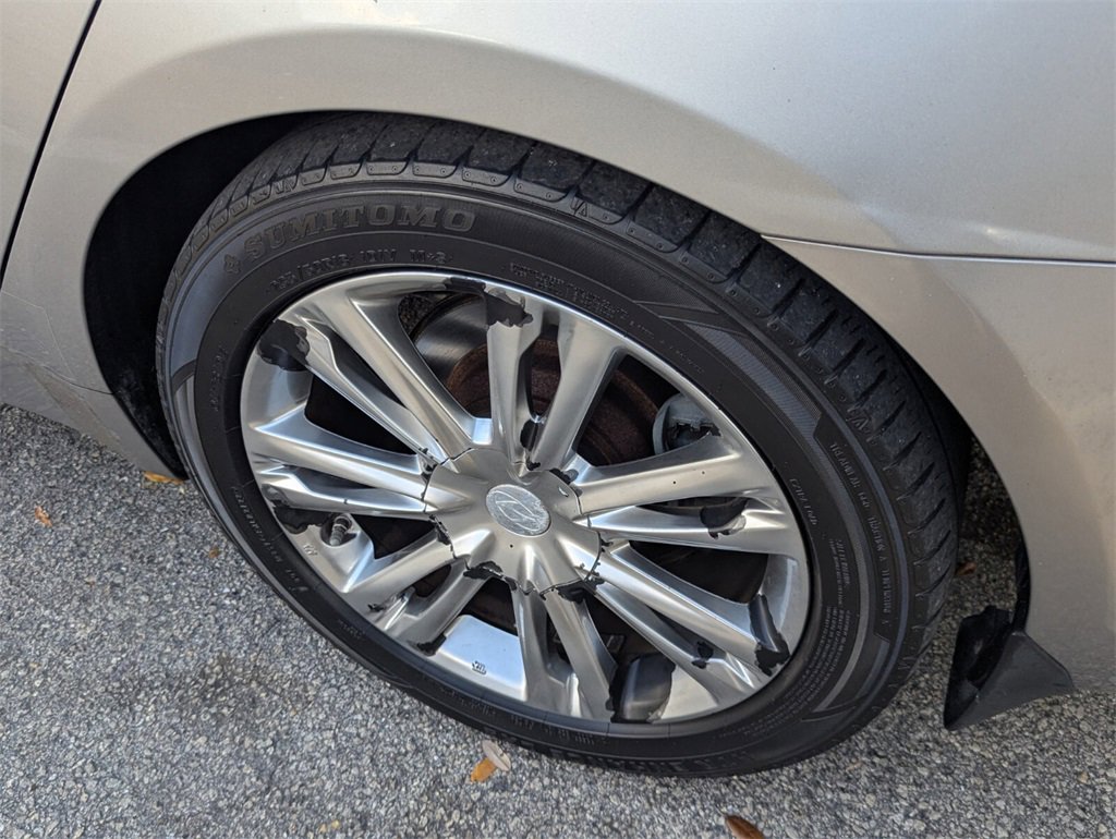 Used 2010 Hyundai Genesis 4.6 w/ Technology Pkg 5 image 15