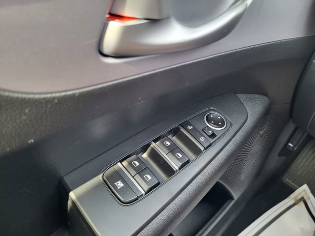 Used 2024 Kia Forte LXS image 22