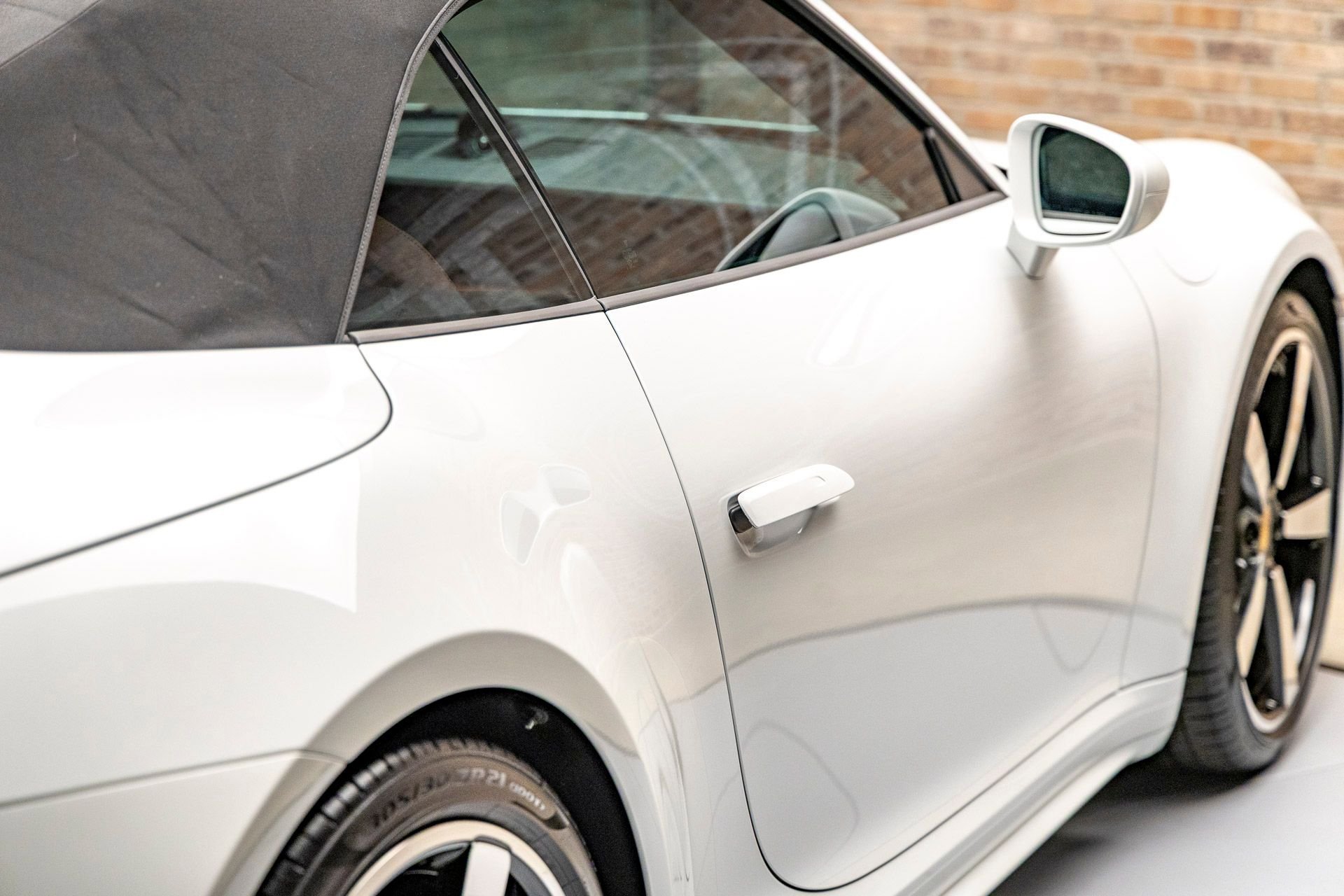 Used 2024 Porsche 911 Cabriolet image 21