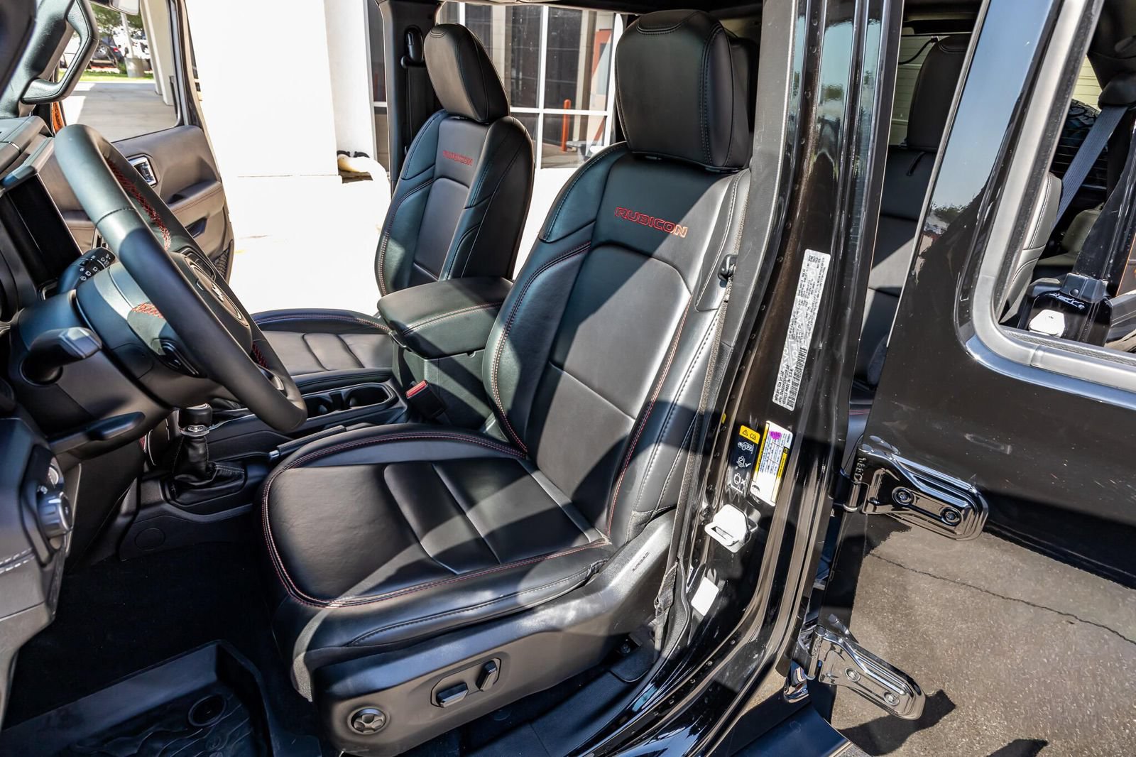 Used 2024 Jeep Wrangler Unlimited Rubicon AWD/4WD image 31