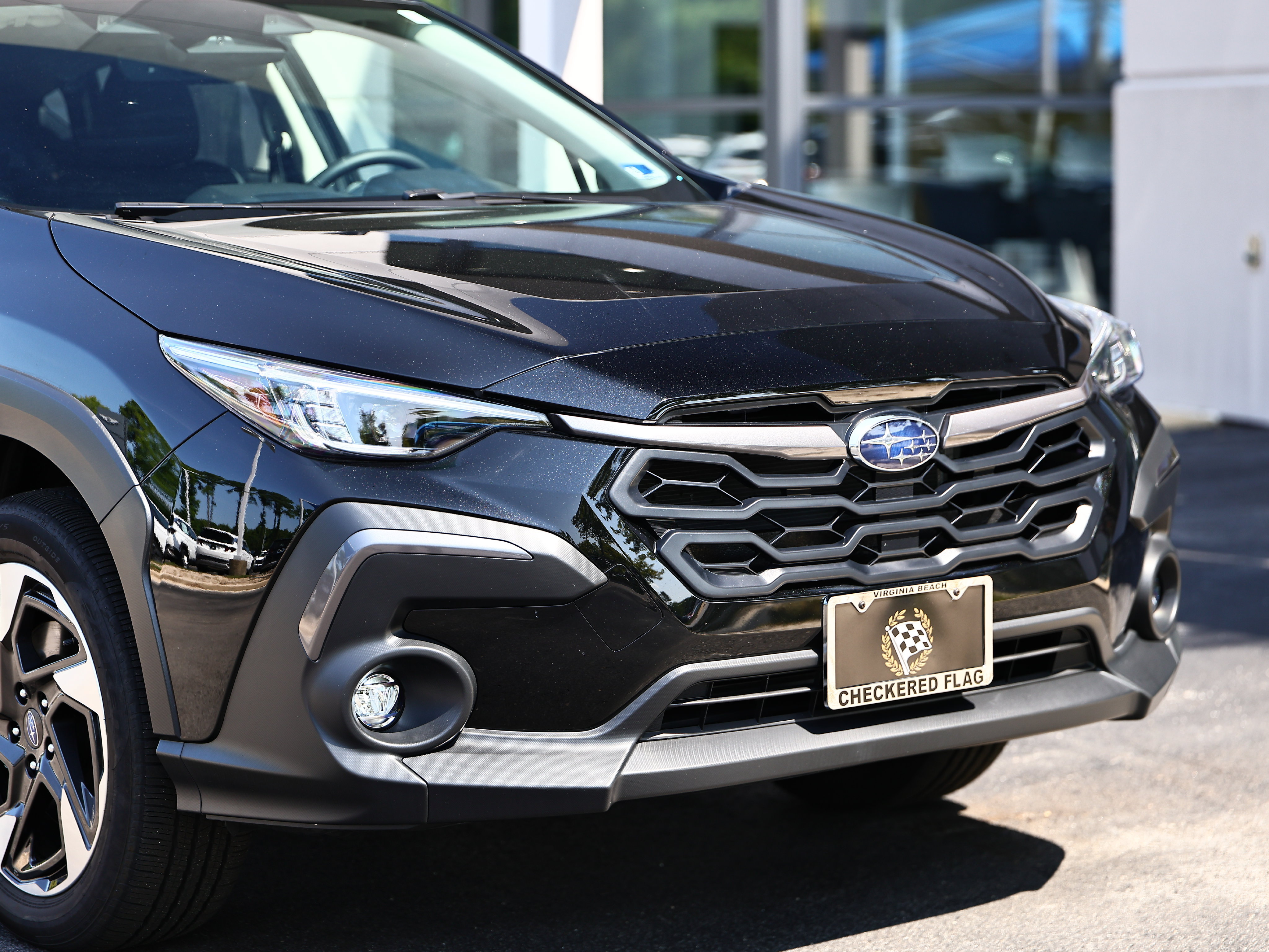 Used 2025 Subaru Crosstrek 2.5i Limited w/ Crosstrek Mirror Package AWD/4WD image 2