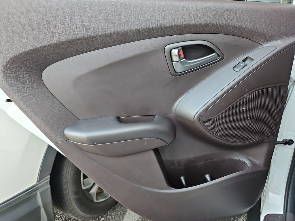Used 2015 Hyundai Tucson GLS w/ Option Group 02 AWD/4WD image 26