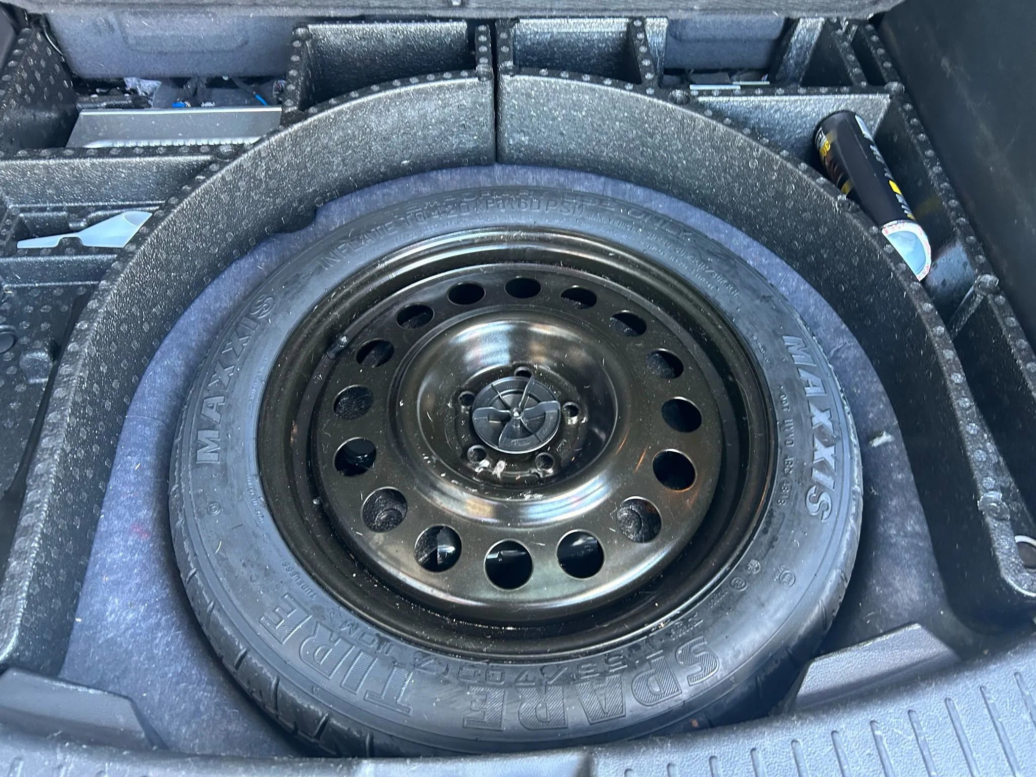 Used 2019 Ford Escape Titanium image 27