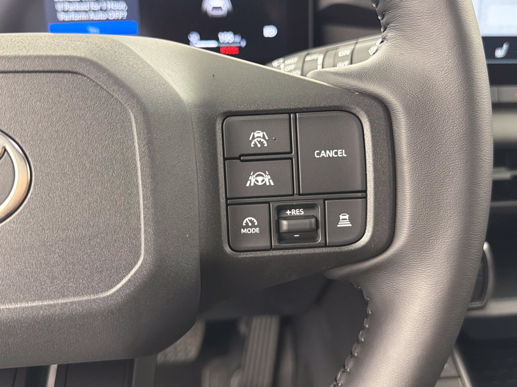 Used 2026 Toyota RAV4 SE w/ Convenience Package AWD/4WD image 27