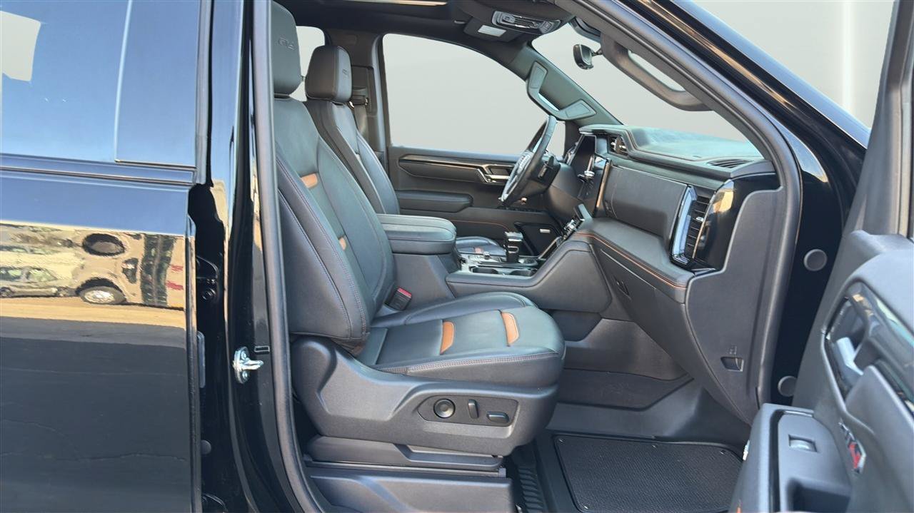 Used 2026 GMC Sierra 1500 AT4 w/ AT4 Premium Package AWD/4WD image 13