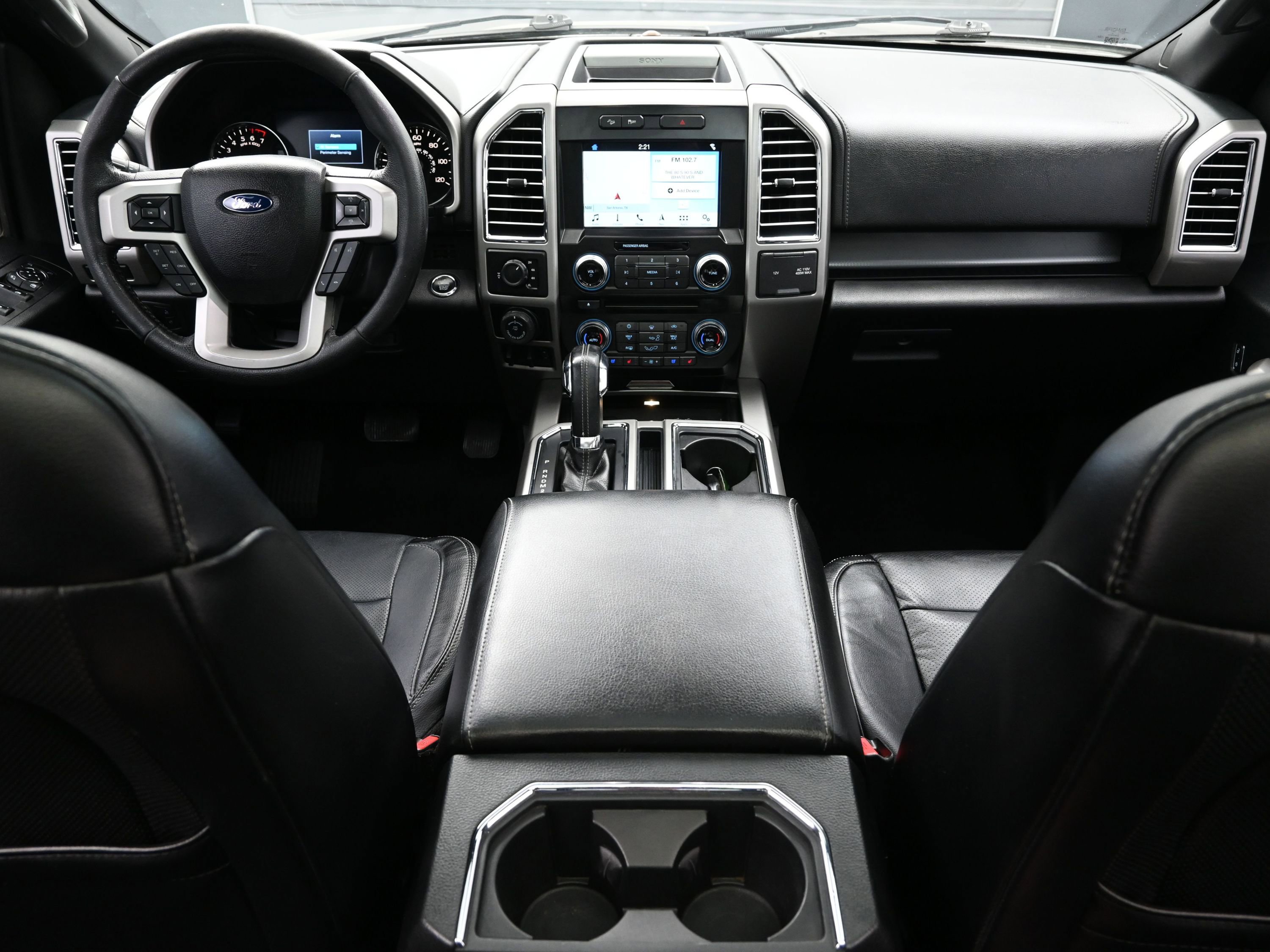 Used 2016 Ford F150 Lariat w/ Equipment Group 502A Luxury image 27