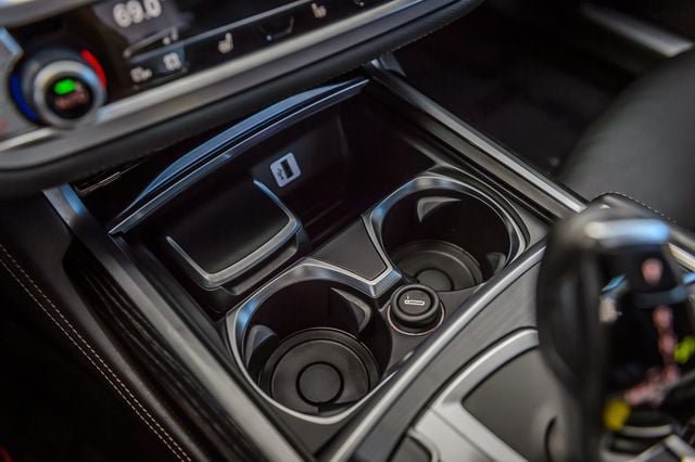 Used 2017 BMW 740i RWD image 31