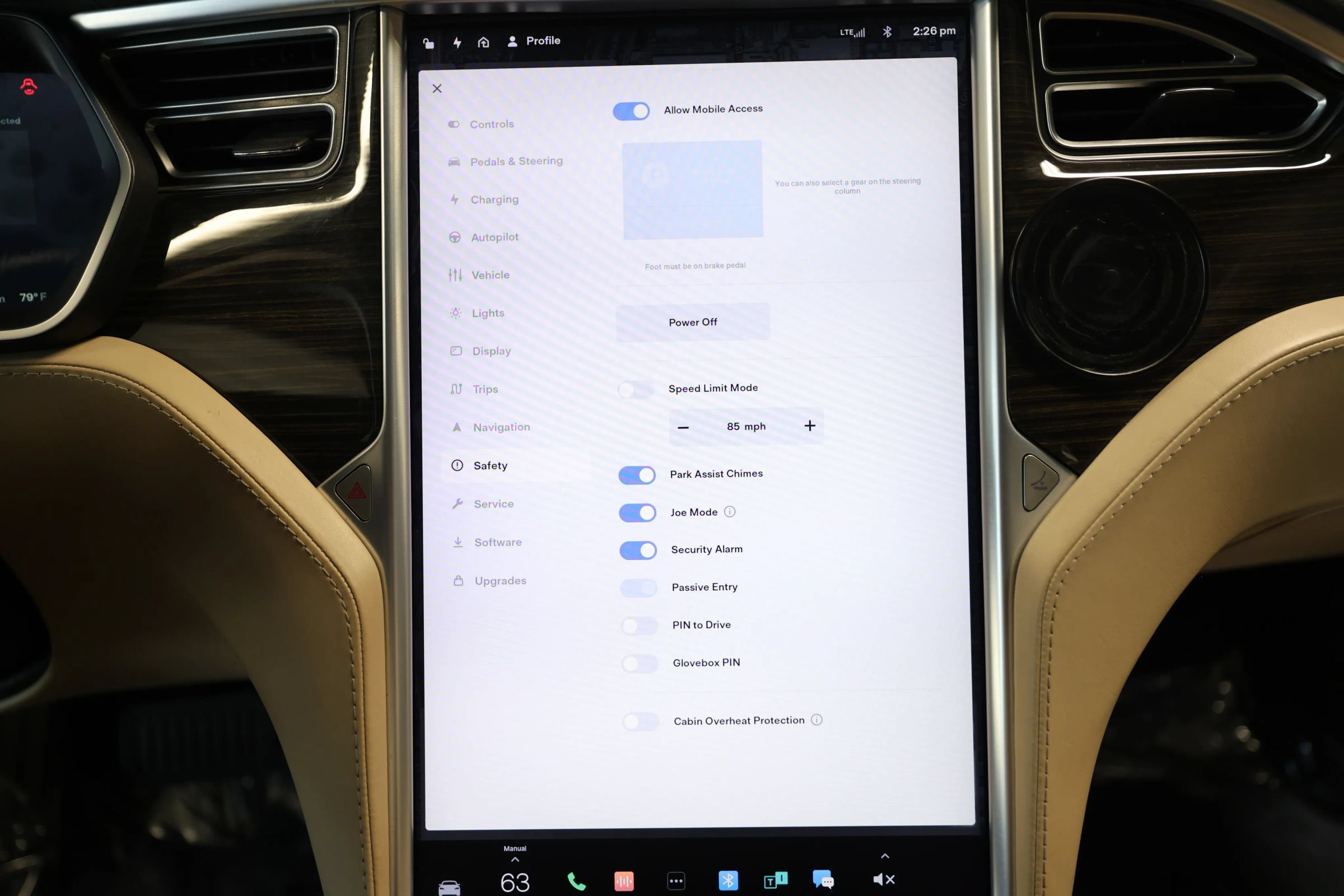 Used 2015 Tesla Model S 85 RWD image 65