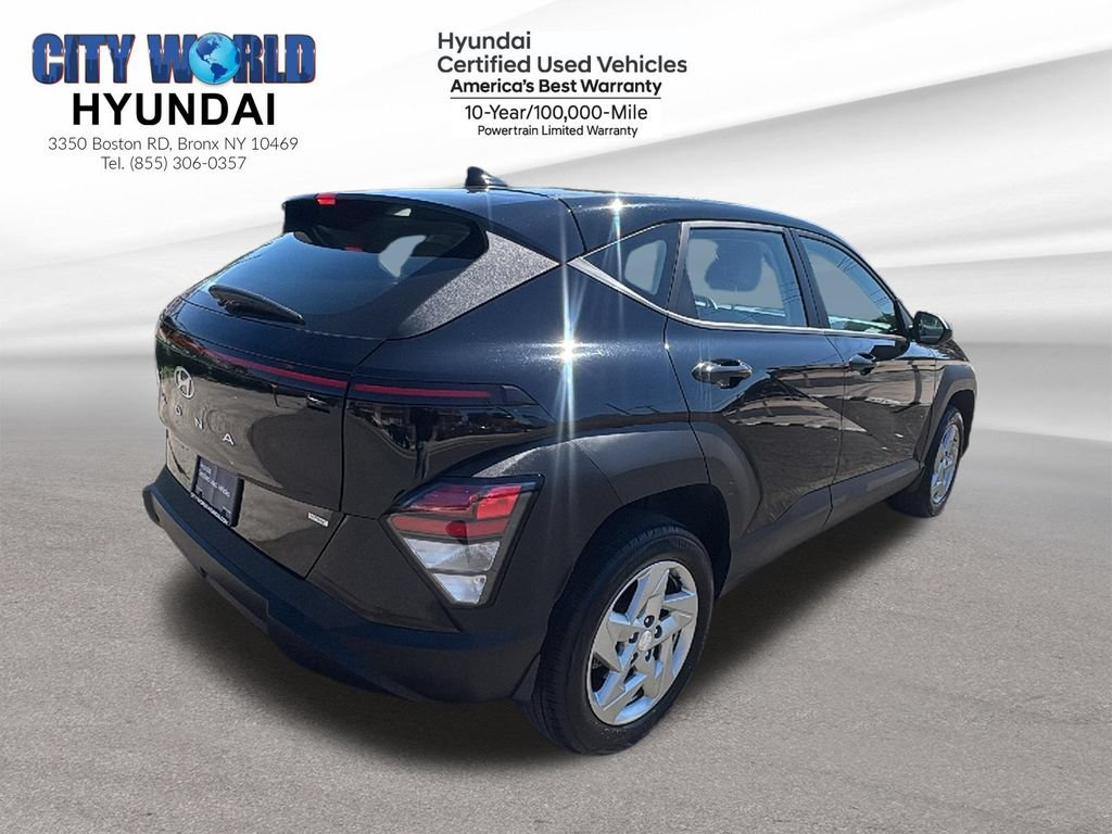 Used 2024 Hyundai Kona SE AWD/4WD image 5