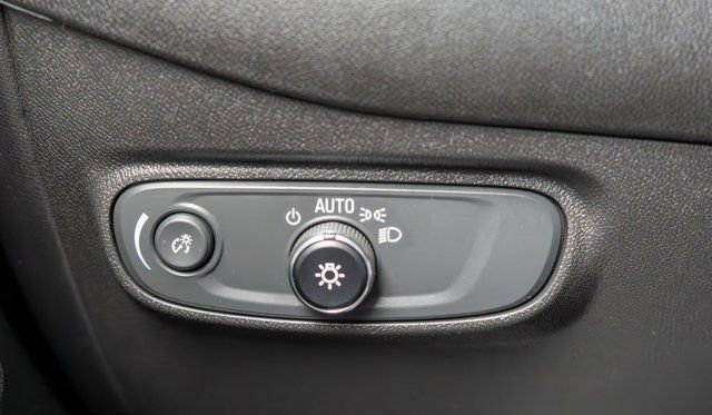 Used 2023 Chevrolet Equinox LS image 20