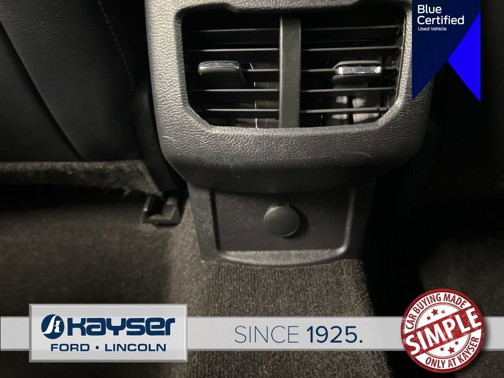 Used 2020 Ford Fusion Energi Titanium FWD image 32