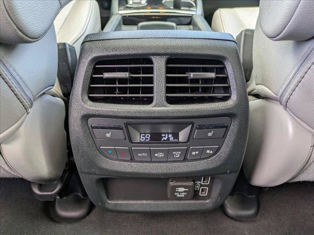Used 2023 Honda Passport Elite image 13