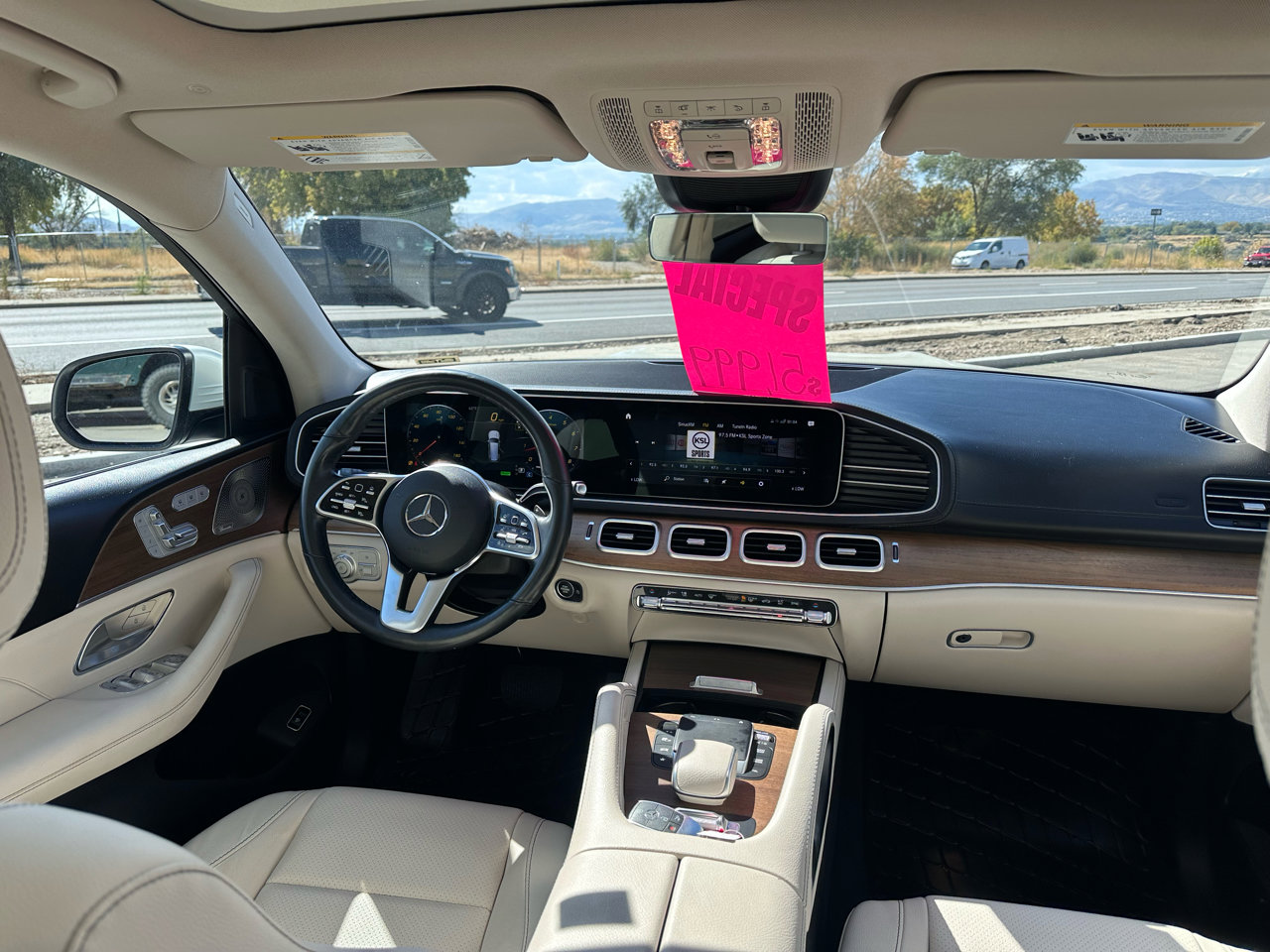 Used 2022 Mercedes-Benz GLS 450 4MATIC image 10