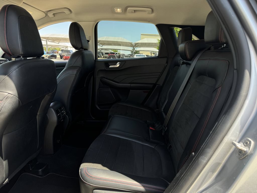 Used 2022 Ford Escape SEL w/ SEL Stealth AWD Package image 26