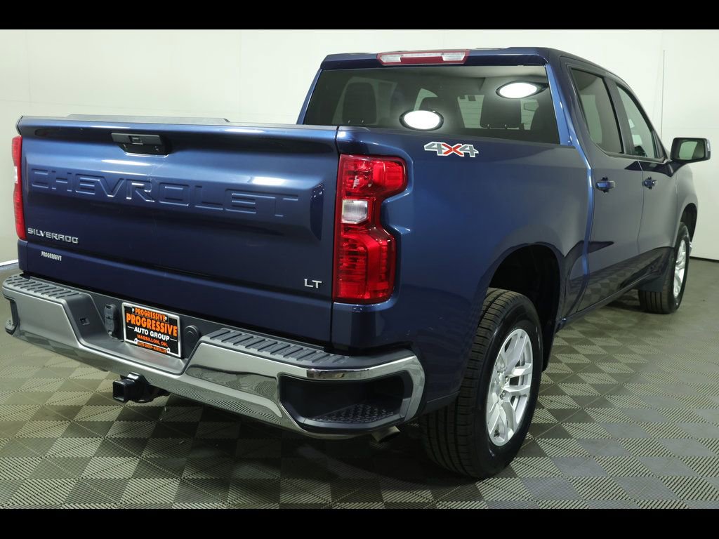 Used 2021 Chevrolet Silverado 1500 LT AWD/4WD image 16