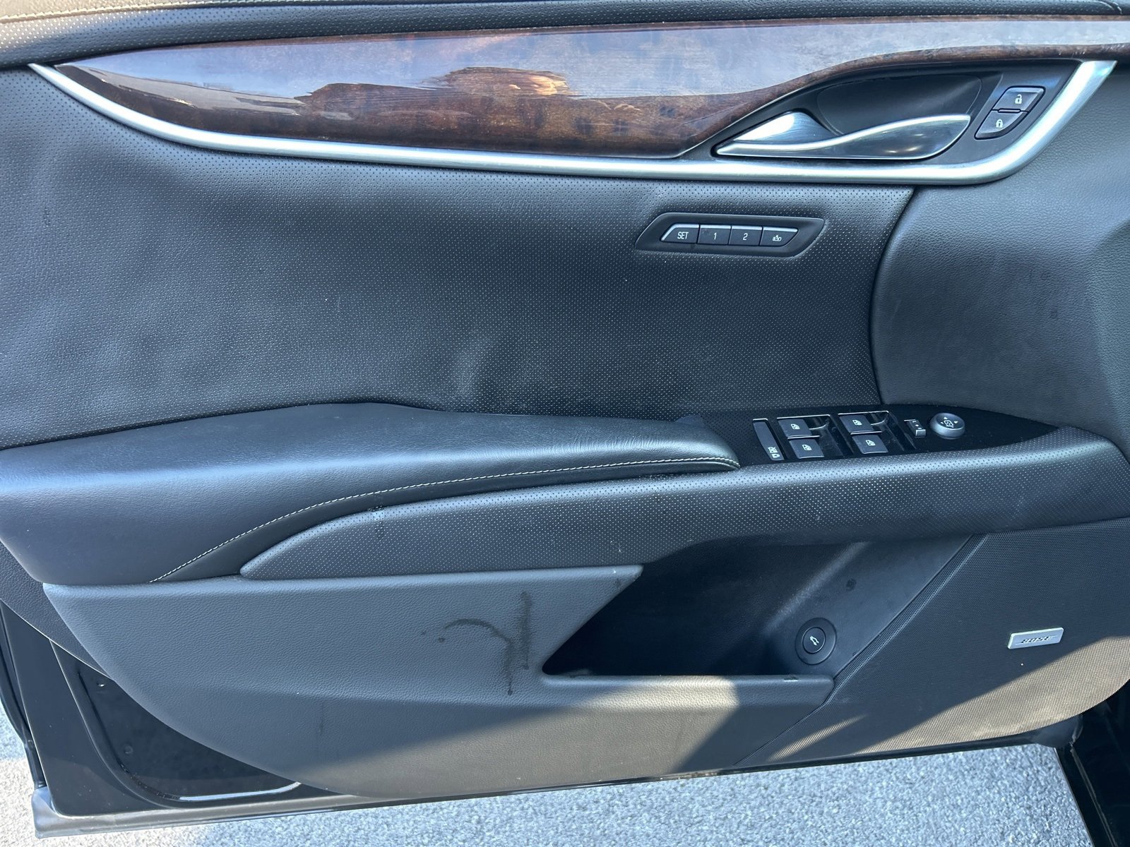 Used 2013 Cadillac XTS Premium image 17