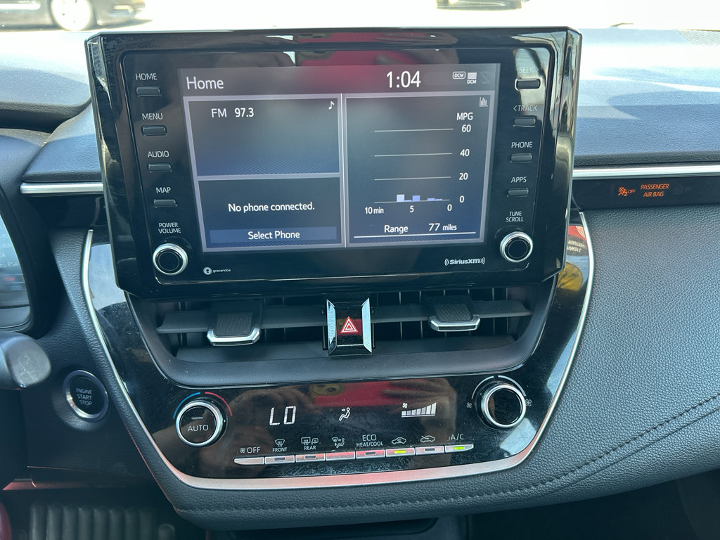 Used 2022 Toyota Corolla SE w/ SE Premium Package image 18