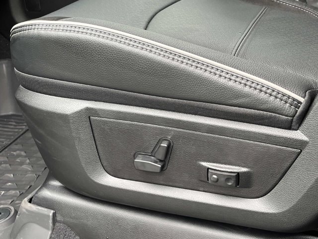 New 2026 RAM 2500 Laramie w/ Sport Appearance Package AWD/4WD image 21