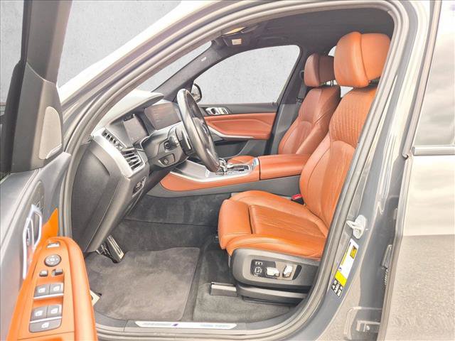 Used 2022 BMW X5 M50i AWD/4WD image 16