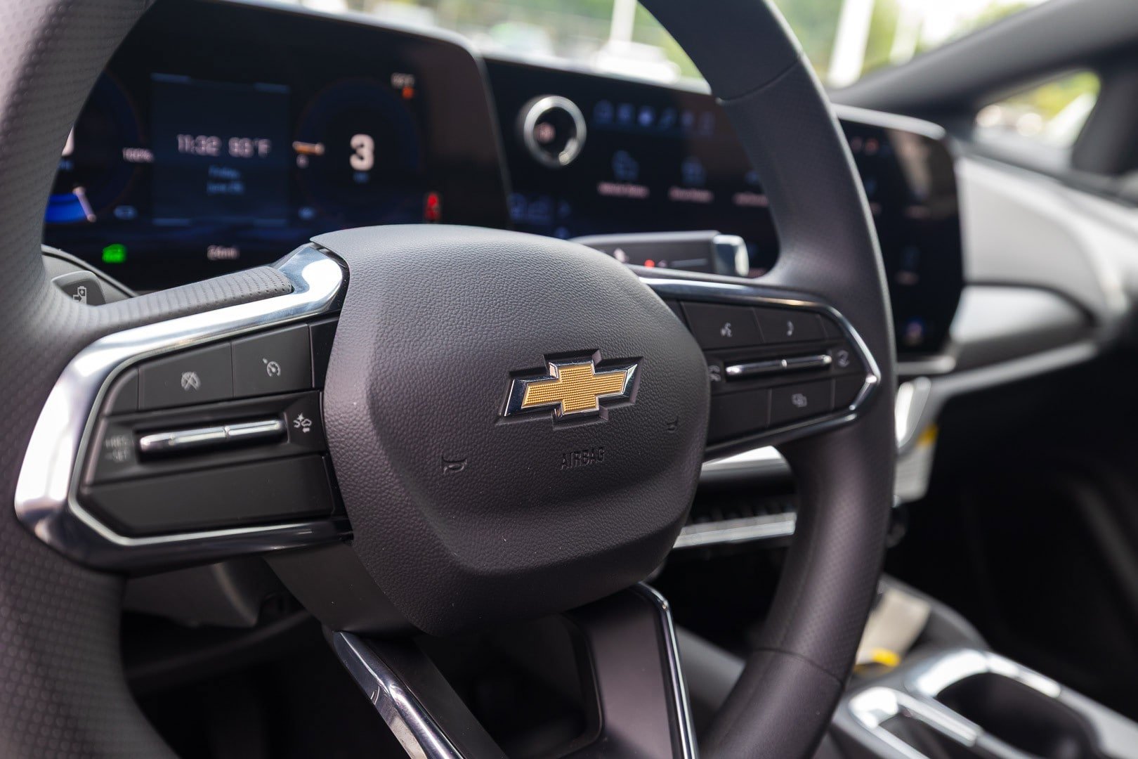 New 2026 Chevrolet Equinox EV LT FWD image 53