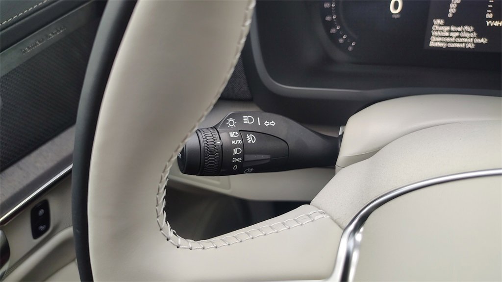 New 2026 Volvo XC90 T8 Ultra w/ Protection Package Premier image 17