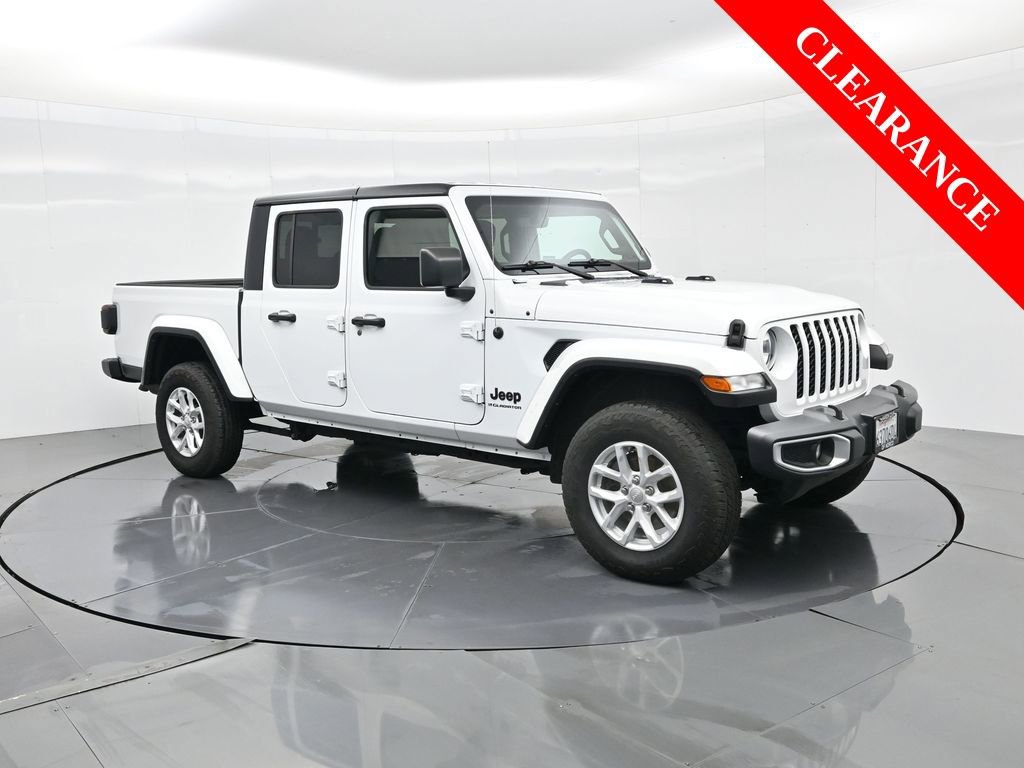 Used 2023 Jeep Gladiator Sport image 4