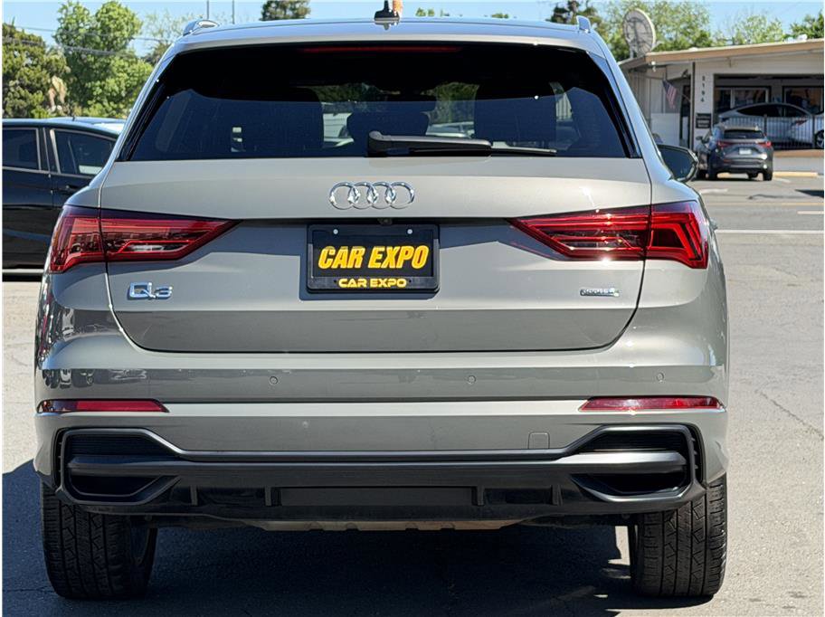 Used 2021 Audi Q3 2.0T Premium w/ Convenience Package AWD/4WD image 5