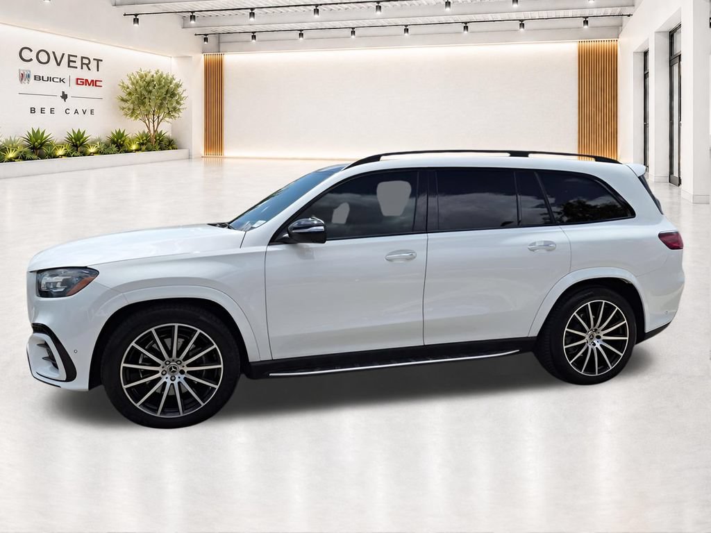 Used 2024 Mercedes-Benz GLS 580 4MATIC image 7