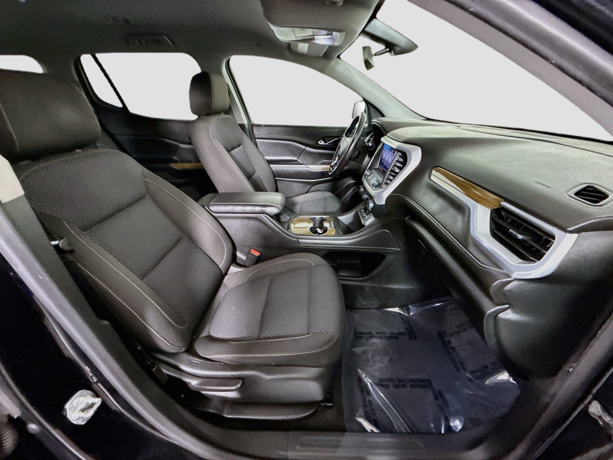 Used 2020 GMC Acadia SLE FWD image 29