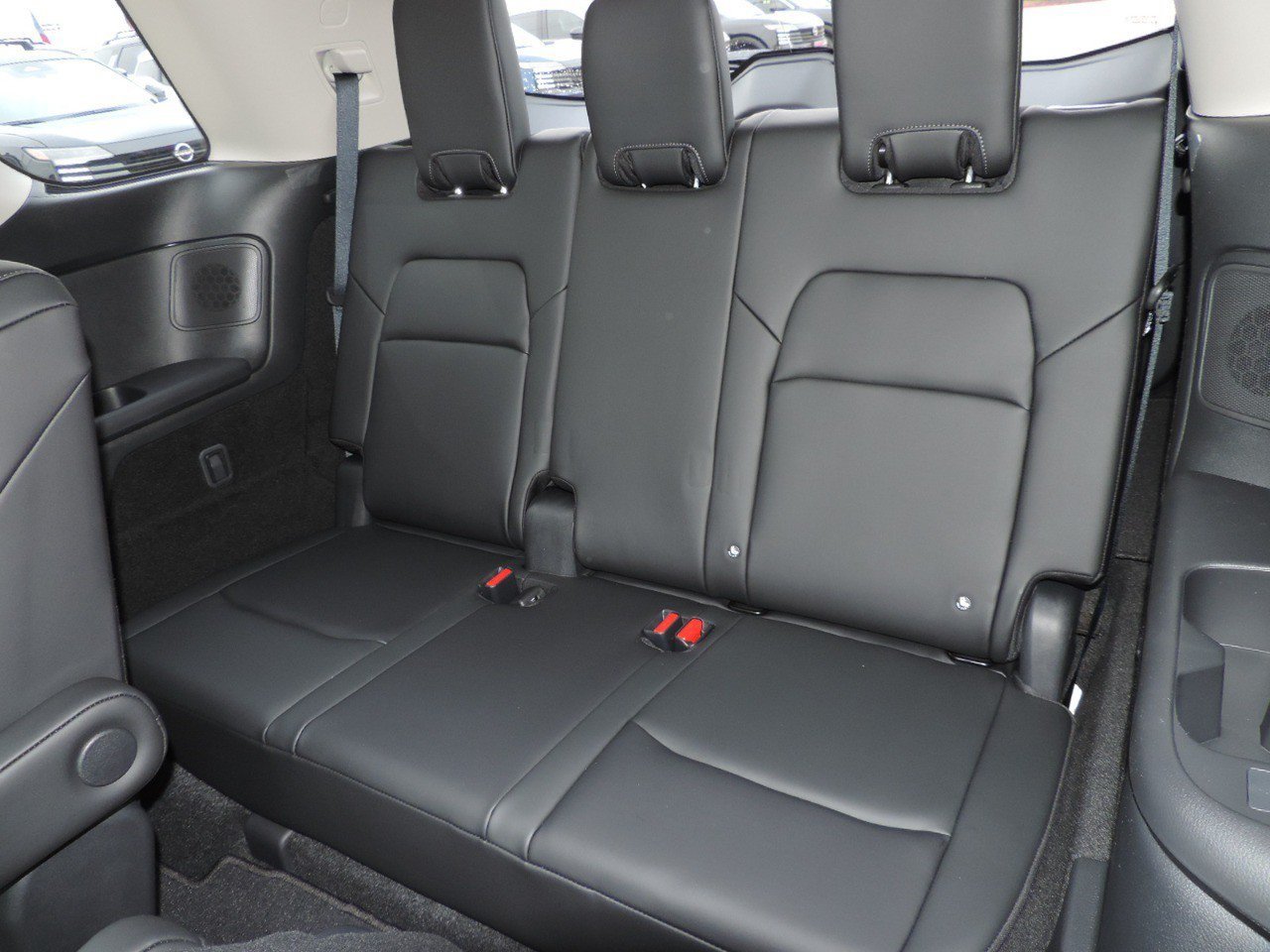 New 2026 Nissan Pathfinder SL w/ SL Premium Package FWD image 21