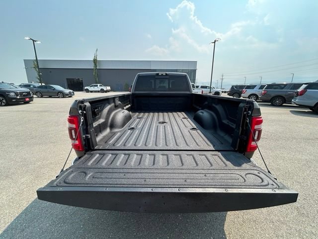 Used 2023 RAM 3500 Laramie AWD/4WD image 13