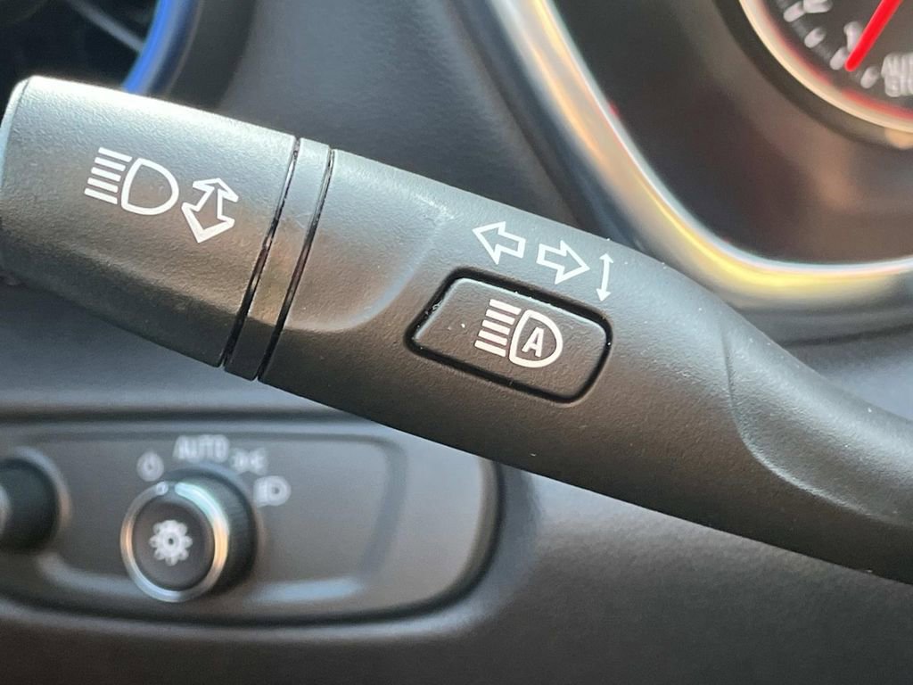 Certified 2023 Chevrolet Blazer RS w/ Driver Confidence II Package image 26