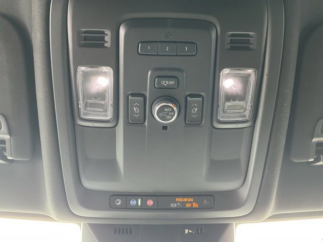 Used 2022 Cadillac Escalade Luxury image 35