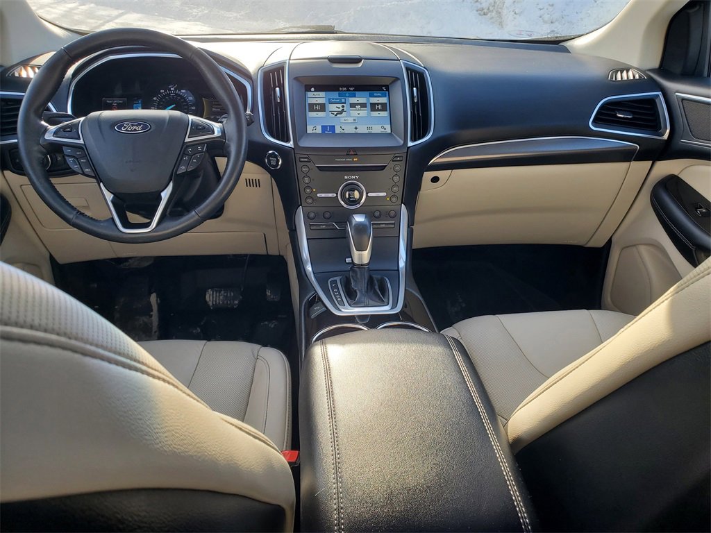 Used 2016 Ford Edge Titanium w/ Equipment Group 301A image 5