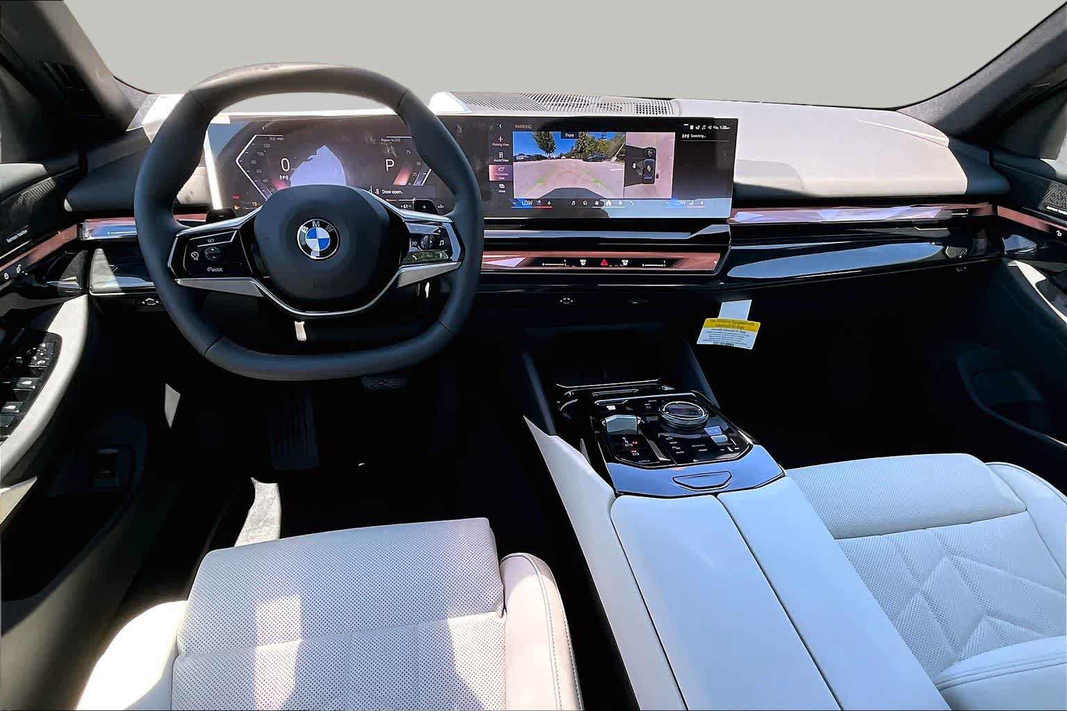 Used 2026 BMW 530i w/ Premium Package RWD image 5