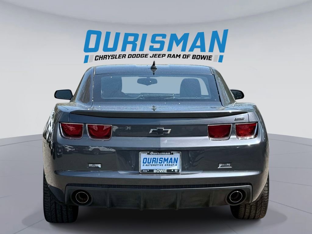 Used 2010 Chevrolet Camaro SS w/ RS Package image 3