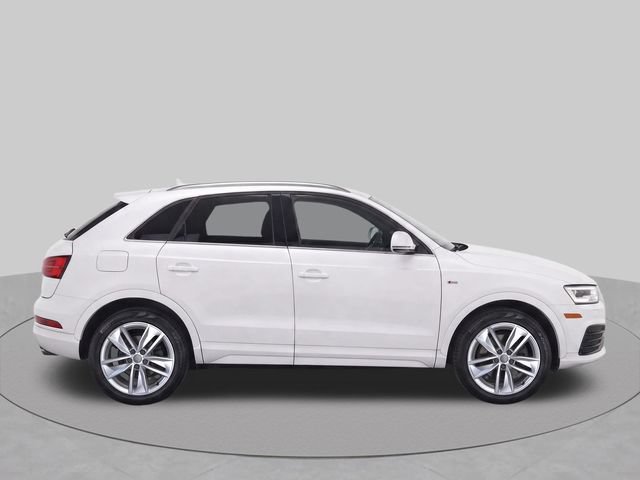 Used 2018 Audi Q3 2.0T Premium Plus w/ Premium Plus Package AWD/4WD image 8