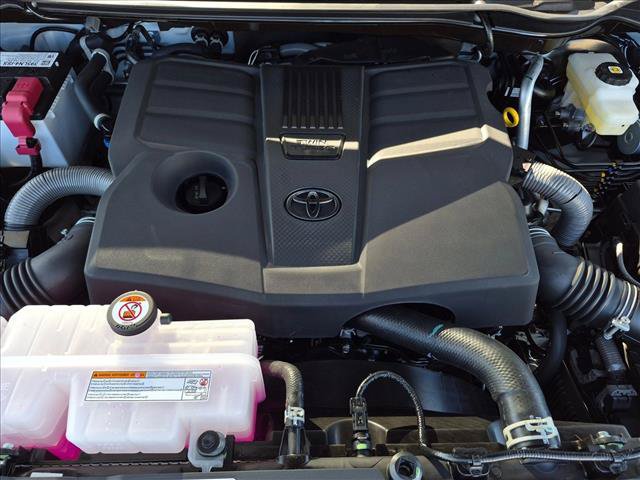 New 2026 Toyota Tundra SR5 AWD/4WD image 16