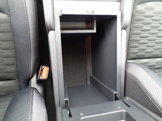 New 2025 Nissan Pathfinder S image 16