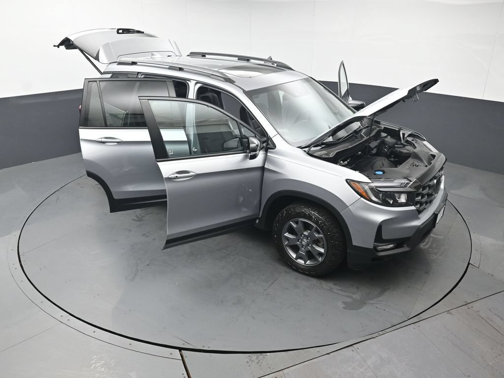 Certified 2024 Honda Passport TrailSport image 53