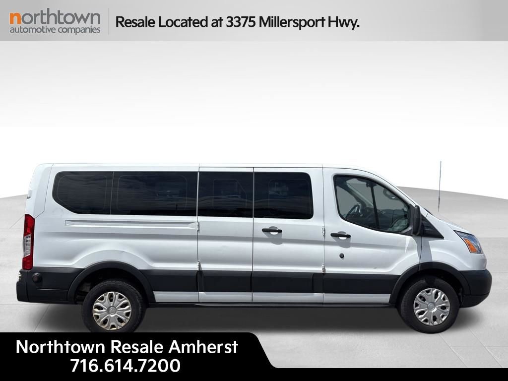 Used 2019 Ford Transit 350 XLT RWD image 3